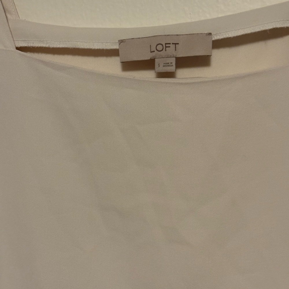 LOFT Women's Elegant Cream Blouse - Picture 4 of 6